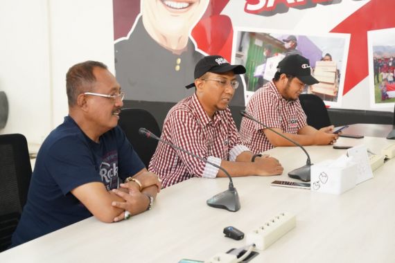 Berkunjung ke Posko Sahabat Ganjar, Armuji: Sangat Menarik - JPNN.COM