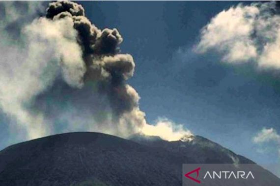 Gunung Ili Lewotolok di Lembata NTT Meletus, Waspada - JPNN.COM