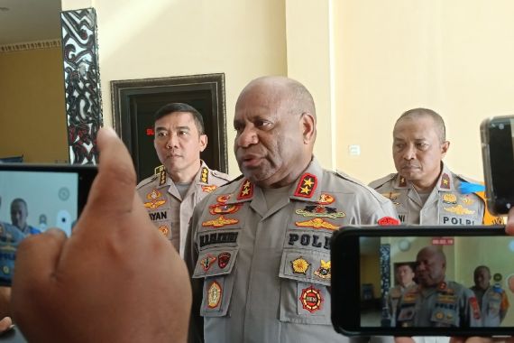 KKB Ancam Tembak Pj Bupati, Kapolda Papua Tanggapi dengan Enteng - JPNN.COM