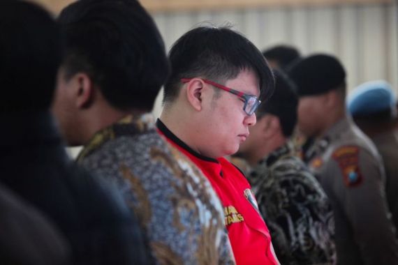 Dini Sera Afrianti Tewas, Gregorius Ronald Tannur Anak Anggota DPR RI Resmi Jadi Tersangka - JPNN.COM