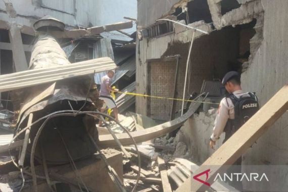 4 Orang Terluka dalam Ledakan Tangki Ketel Uap di Pabrik Tahu - JPNN.COM