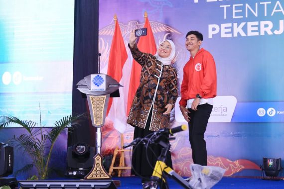 Menaker Ida Pastikan Perlindungan Bagi Pekerja Migran Indonesia Terus Dioptimalkan - JPNN.COM