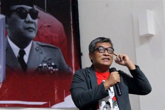 Airlangga Ingatkan MK soal Gugatan Usia Capres-Cawapres, Singgung Gibran bin Jokowi - JPNN.COM