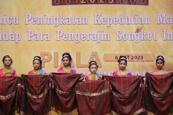 155 Peserta Ikuti Festival Tari Tenun dan Songket Nusantara 2023 - JPNN.COM