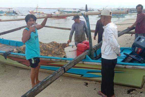 Hilang di Perairan Pesisir Barat, Hendra Cipta Ditemukan Sudah Meninggal Dunia - JPNN.COM