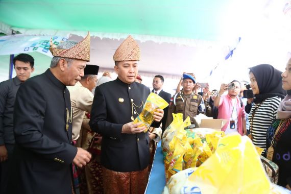 Cek Inflasi, Pj Gubernur Sumsel Blusukan ke Agenda Operasi Pasar - JPNN.COM