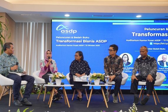 Rangkum Perjalanan Menuju Penyeberangan Modern, ASDP Luncurkan Buku Transformasi Bisnis - JPNN.COM