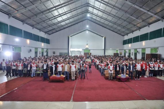 Abdi Balad Bersama Ribuan Masyarakat Cianjur Deklarasi Dukung Ganjar Pranowo Presiden 2024 - JPNN.COM
