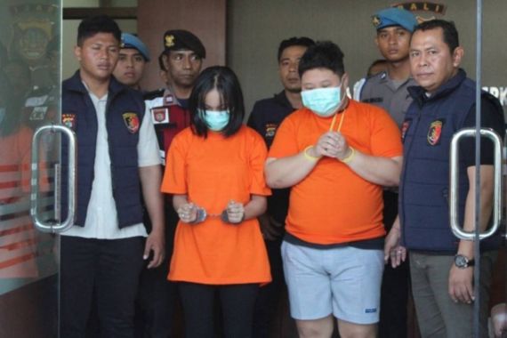 2 Wanita Asal Bogor Curi Uang di Bandara Ngurah Rai Bali - JPNN.COM