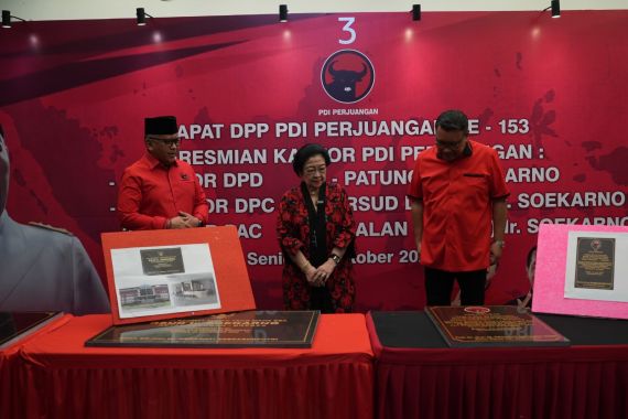 Di Tengah Sidang Batas Usia di MK, Megawati Resmikan Sejumlah Fasilitas Penting PDIP - JPNN.COM