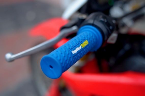 Hayaidesu Meluncurkan 6 Handgrip Terbaru Untuk Berbagai Tipe Motor - JPNN.COM