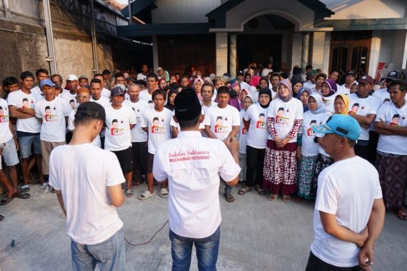 Relawan Sedulur Saklawase Gelar Deklarasi Dukungan untuk Mochamad Herviano di Kendal - JPNN.COM