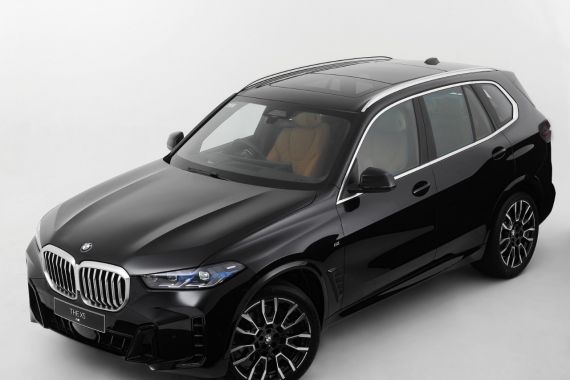 Generasi Terbaru BMW X5 Hadir Dengan Sistem Mengemudi dan Fitur Parkir Canggih - JPNN.COM