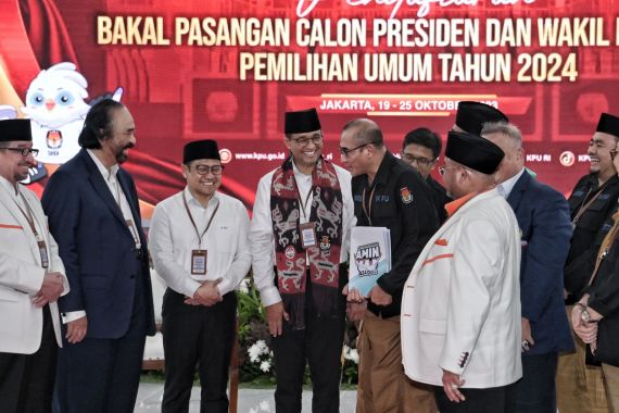 AMIN Jadi Pendaftar Pertama, Anies Apresiasi Bimbingan KPU - JPNN.COM