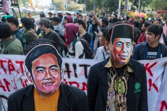 BEM Nusantara: Integritas dan Independensi MK Mati di Era Presiden Jokowi - JPNN.COM