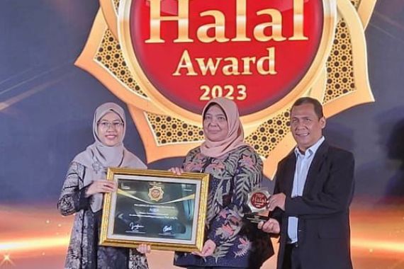 Raih Top Halal Award 2023, Ternyata Ini Rahasia AQUA dan SGM Eksplor - JPNN.COM