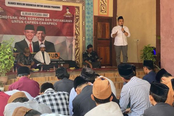 Ganjar-Mahfud Daftar ke KPU, ALMIJAN Gelar Doa Bersama Umat Islam di Banten - JPNN.COM