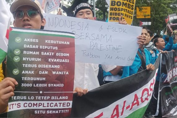 Kecam Israel, Salam UI dan LDK Se-Jadebek Gelar Aksi Damai Bela Palestina - JPNN.COM