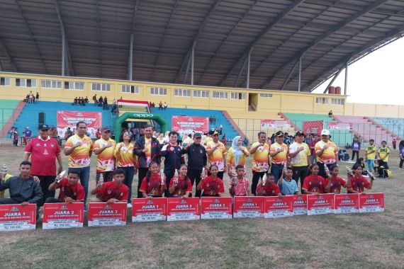 Kejuaraan Tarkam di Tebo, Kemenpora Ingatkan Pentingnya Ciptakan Generasi Emas Olahraga - JPNN.COM
