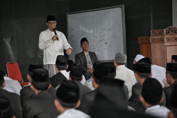 Terbukti, Kedekatan Anies dengan Para Santri Terbangun Alamiah - JPNN.COM