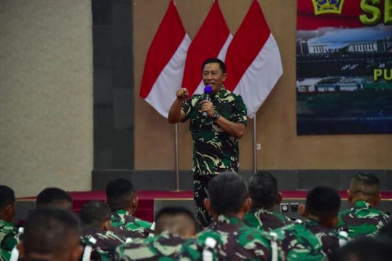 Kadispenal Bekali Personel Pomal Soal Peradaban Baru Kehumasan TNI AL - JPNN.COM
