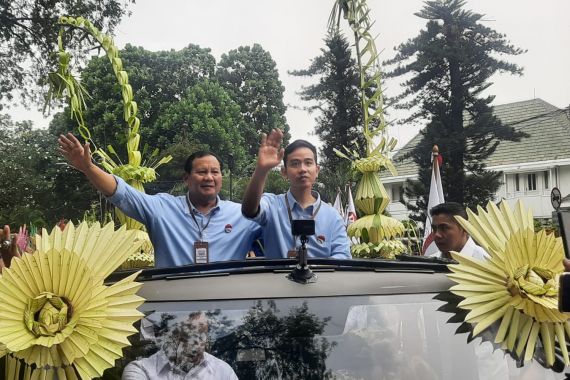 Mendaftar ke KPU, Prabowo-Gibran Naik Maung - JPNN.COM