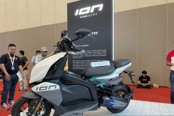 IMOS 2023: ION Mobility & TVS Motors Berkolaborasi, Hadirkan Motor Listrik Bergaya Sporty - JPNN.COM