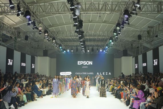 Gandeng Desainer Indonesia, Epson Promosikan Pencetakan Ramah Lingkungan di JFW 2024 - JPNN.COM