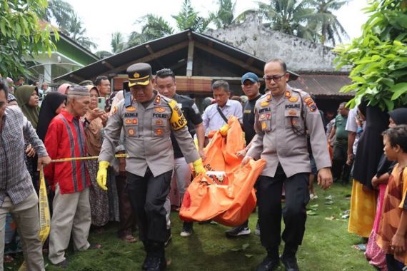 Detik-Detik Mertua & Mantan Menantu Ditemukan Tewas Bersimbah Darah, Gempar - JPNN.COM