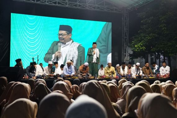 KawanJuang GP Bersilaturahmi ke Ponpes di Depok, Ganjar - Mahfud Didoakan Jadi Presiden & Wapres - JPNN.COM