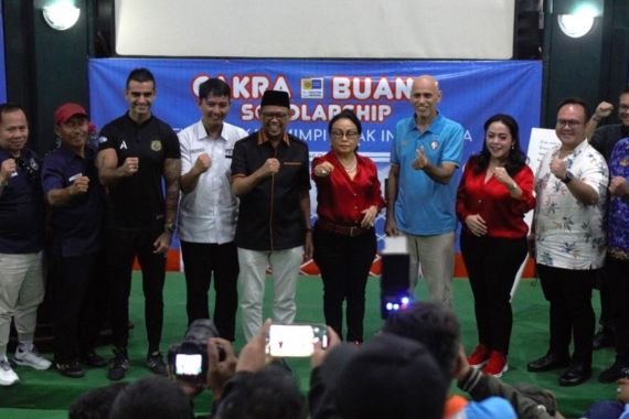 Sumpah Pemuda, Cakra Buana Siapkan Beasiswa Futsal Rp8,1 M untuk Pelajar - JPNN.COM
