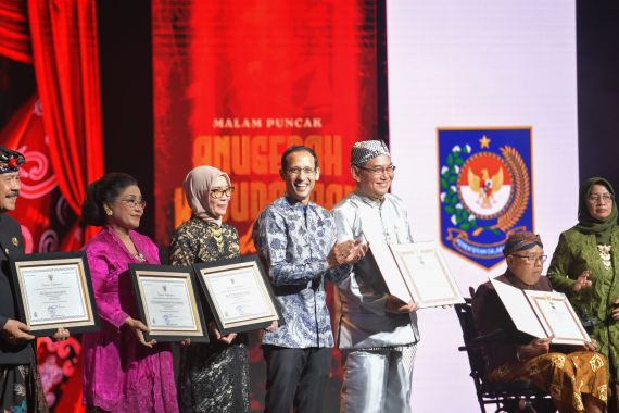 Mendikbudristek: Anugerah Kebudayaan Indonesia Bukan Sekadar Penghargaan - JPNN.COM