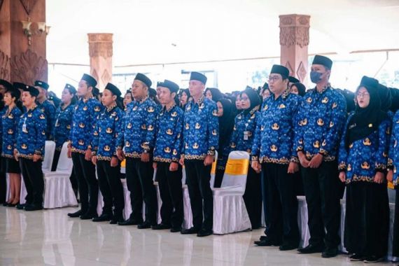 Pimpin Pengambilan Sumpah Janji 396 PPPK, Wali Kota Magelang Berpesan Begini - JPNN.COM