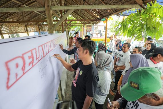 Ribuan Warga Binjai Bubuhkan Tanda Tangan dan Siap Menangkan Ganjar-Mahfud - JPNN.COM