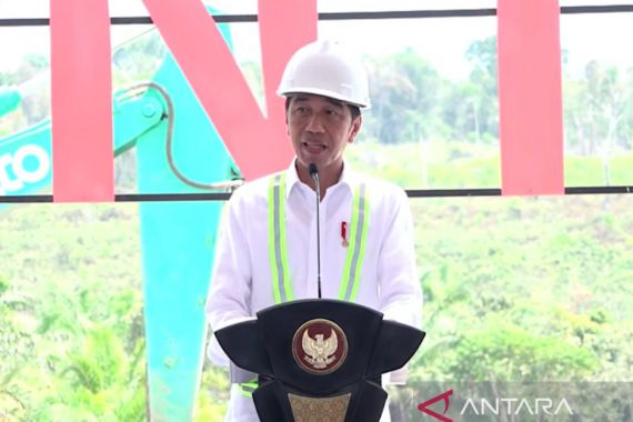 Lengser Tahun Depan, Jokowi Buka-bukaan soal Nasib IKN - JPNN.COM