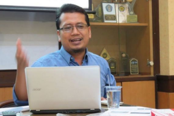 Demi Kembalikan Kepercayaan Publik, Putusan MKMK Harus Out of The Box dan Bernurani - JPNN.COM