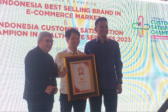Tolak Angin Sido Muncul Raih Penghargaan Best Selling Brands di E-commerce Kategori Obat Tradisional - JPNN.COM
