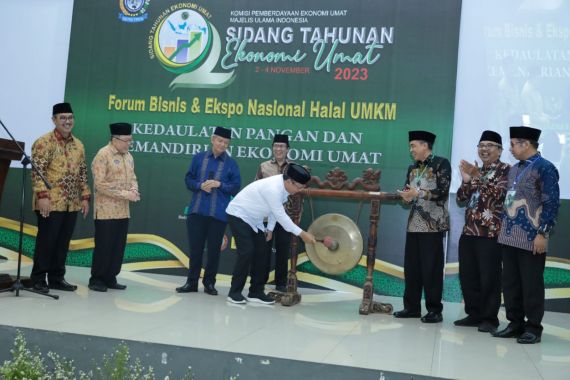 Mardiono Dorong Pelaku UMKM Kembangkan Potensi Ekonomi Halal di Indonesia - JPNN.COM