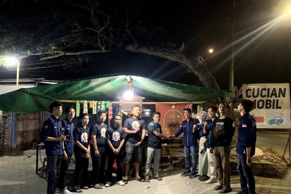 Sukarelawan Ganjar Dukung Pengembangan UMKM Melalui Peluncuran Angkringan Milenial - JPNN.COM
