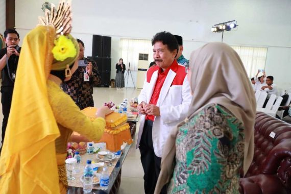 Kepala BPIP Dorong Generasi Milenial Pegang Teguh Nilai Pancasila - JPNN.COM