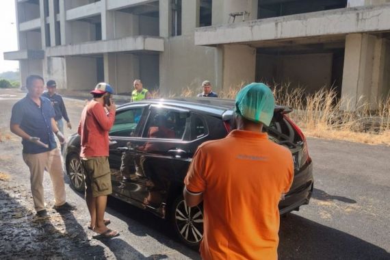 Mahasiswa Unair Tewas dalam Mobil di Halaman Apartemen Sidoarjo, Polisi Bergerak - JPNN.COM