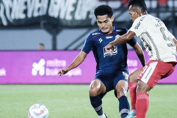 Alfredo Tata Resmi Berpisah dengan Arema FC - JPNN.COM
