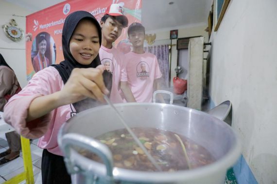 Srikandi Ganjar Adakan Pelatihan Membuat Bir Pletok Bareng Pemuda di Jaktim - JPNN.COM