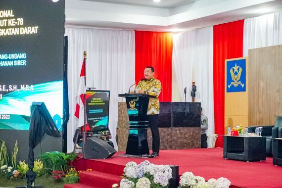Hadiri Seminar HUT ke-78 Perhubungan TNI AD, Bamsoet: Indonesia Harus Miliki UU Keamanan Siber - JPNN.COM