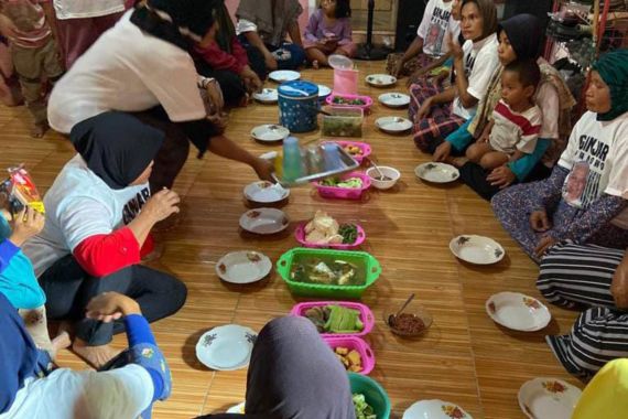 Lestarikan Kuliner, Mak Ganjar Lampung Adakan Kelas Memasak Membuat Pindang Ikan - JPNN.COM