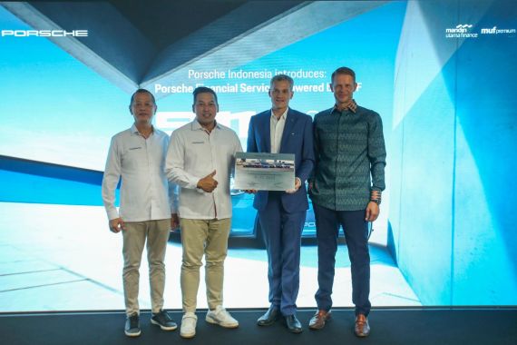 Kolaborasi MUF dan Porsche Indonesia, Pembiayaan Eksklusif untuk Pembelian Mobil Sport - JPNN.COM