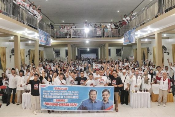 Pemimpin Berani dan Bernyali, Prabowo-Gibran Meraup Dukungan Ratusan Tokoh Masyarakat Jateng - JPNN.COM