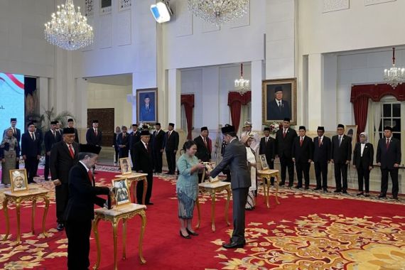 Presiden Jokowi Menganugerahi 6 Tokoh Ini dengan Gelar Pahlawan Nasional - JPNN.COM