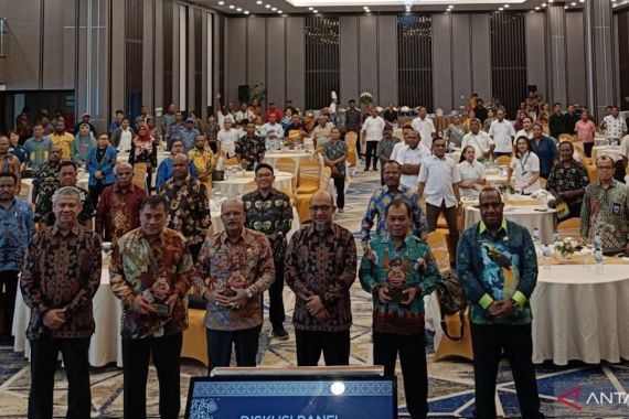 Satgassus Polri Gencarkan Sosialisasi Antikorupsi kepada Pelaku Usaha di Papua - JPNN.COM