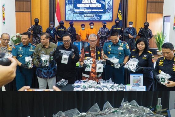 Bea Cukai Gagalkan Penyelundupan Puluhan Kilogram Sabu di Kalimantan Utara - JPNN.COM